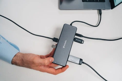 VERBATIM USB-C PRO MULTIPORT HUB 13 PORT CMH-13